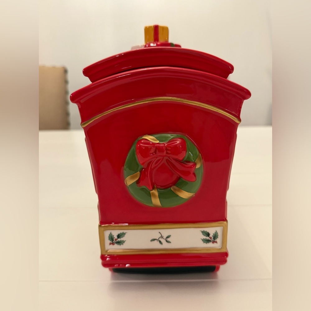 Spode Christmas Train box cookie Jar. Hand-painted. - Picture 5 of 8